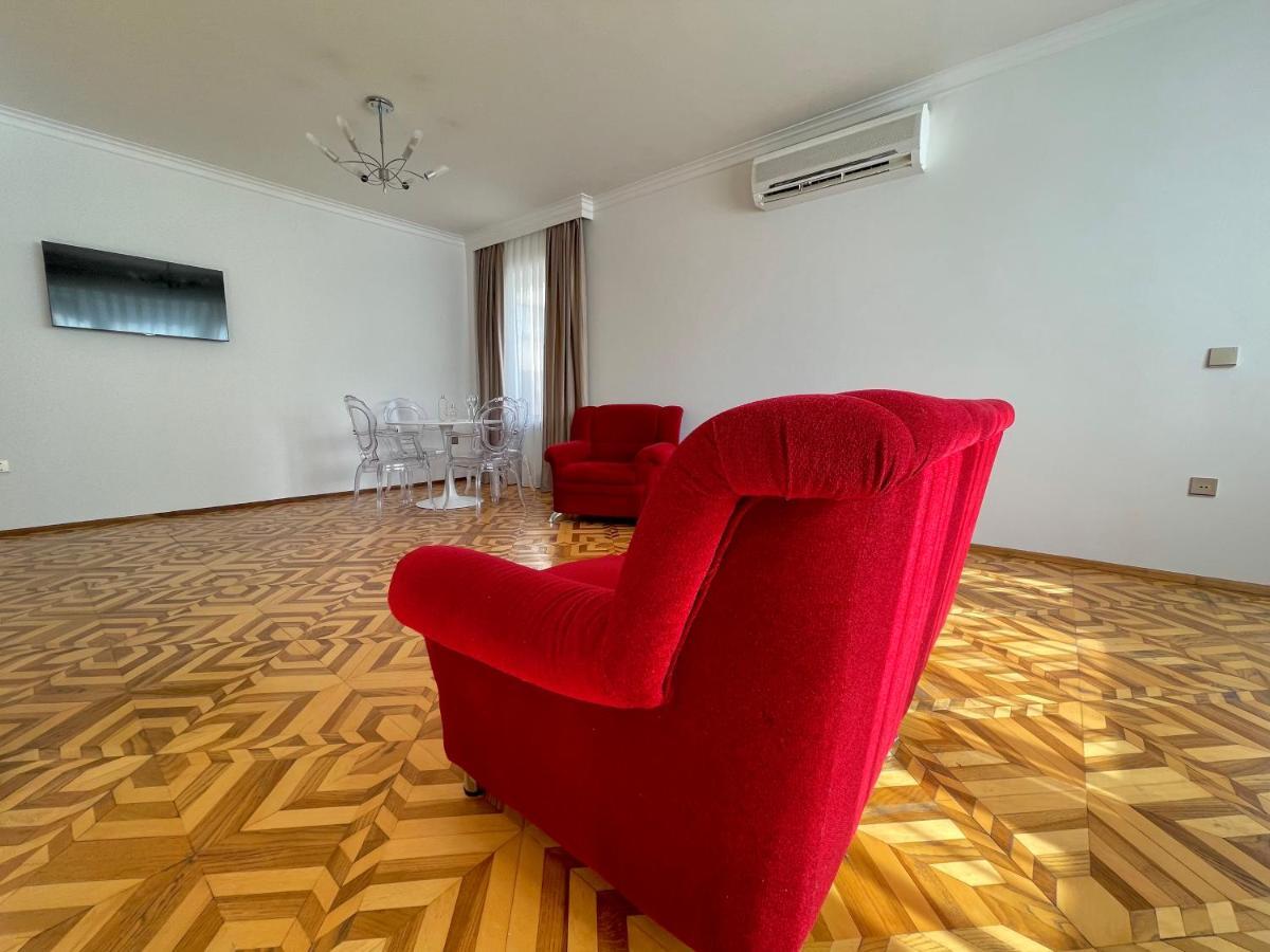Flame Towers view apartment Baku Extérieur photo