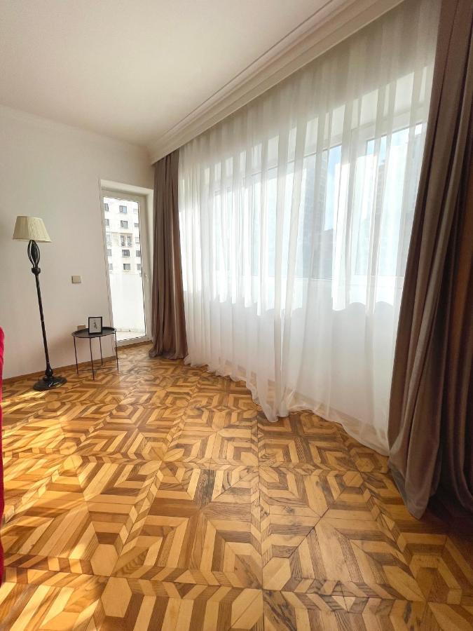 Flame Towers view apartment Baku Extérieur photo
