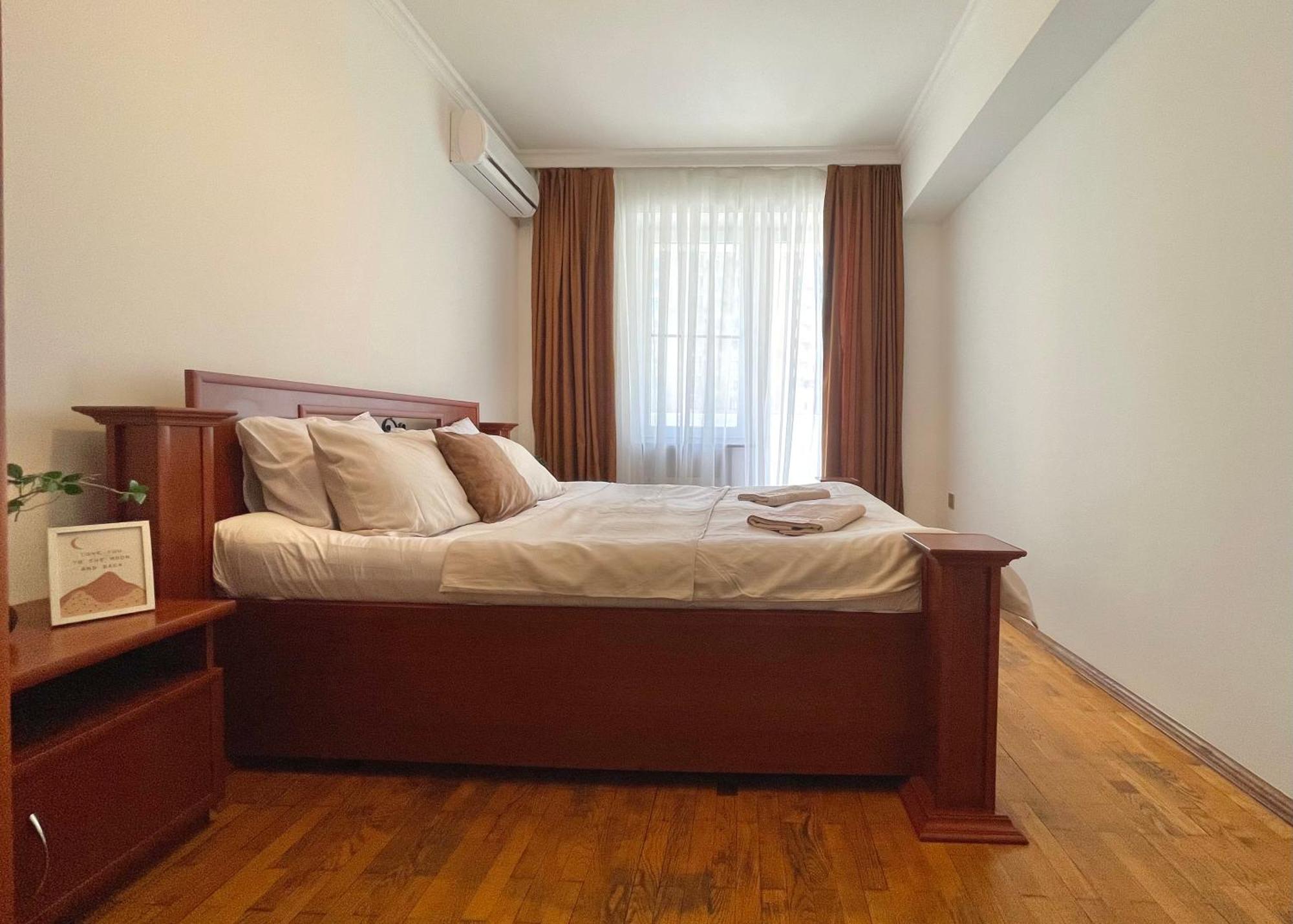 Flame Towers view apartment Baku Extérieur photo